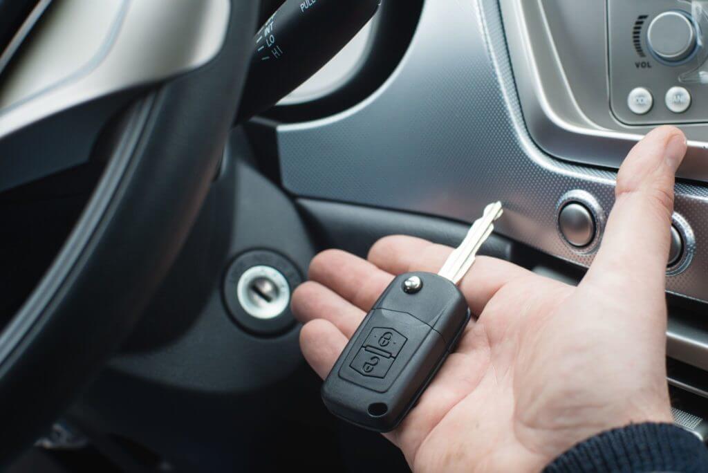 steps to take during a car lockout